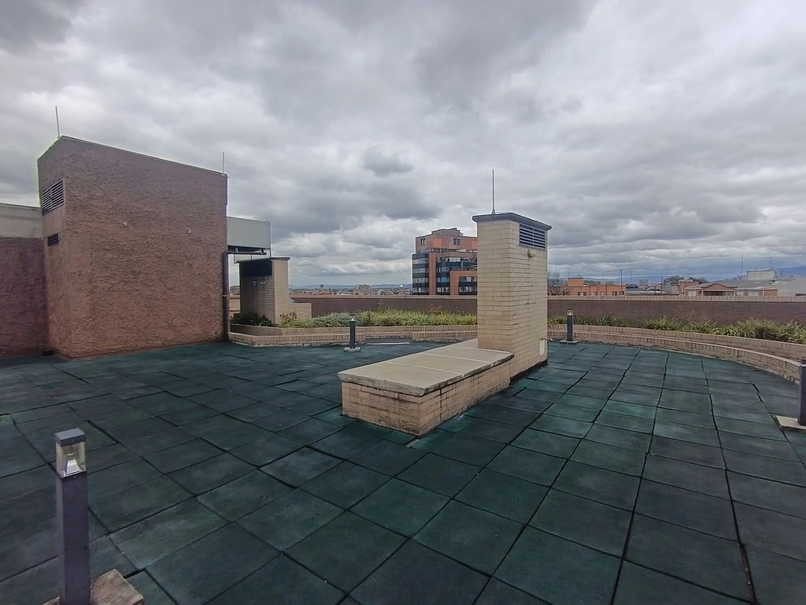 Apartamento en arriendo en Santa Teresita, Bogotá · foto 23 de 24