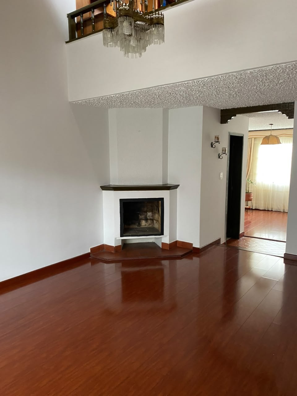 Casa en venta en Alhambra, Bogotá · foto 5 de 24