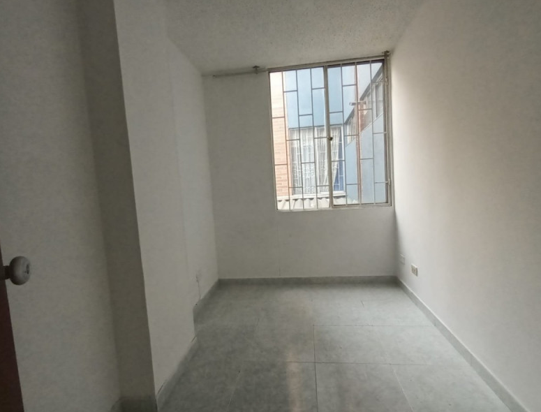 Apartamento en venta en Fontibon, Bogotá · foto 12 de 18