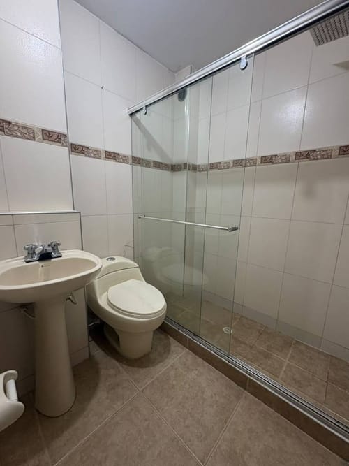 Apartamento de 3 alcobas en arriendo en Jose Joaquin Vargas, Bogotá, 67 m² · foto 19 de 20