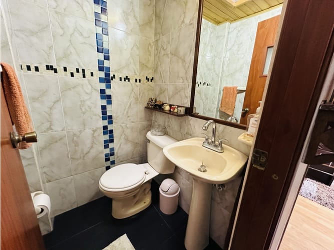 Casa de 3 alcobas en venta en Los Lagartos, Bogotá, 133 m² · foto 10 de 13