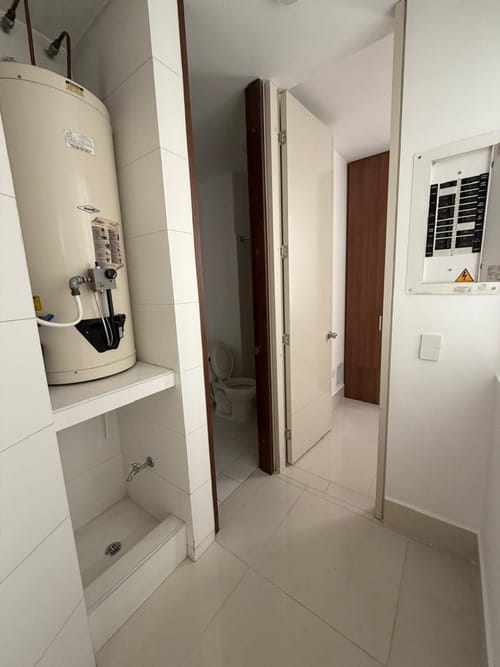 Apartamento de 3 alcobas en arriendo en Normandia, Cali, 220 m² · foto 7 de 24