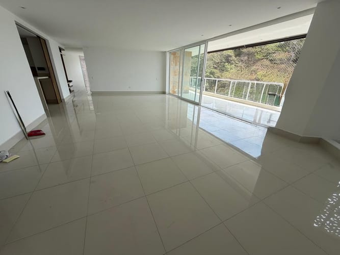 Apartamento de 3 alcobas en arriendo en Normandia, Cali, 220 m² · foto 11 de 24