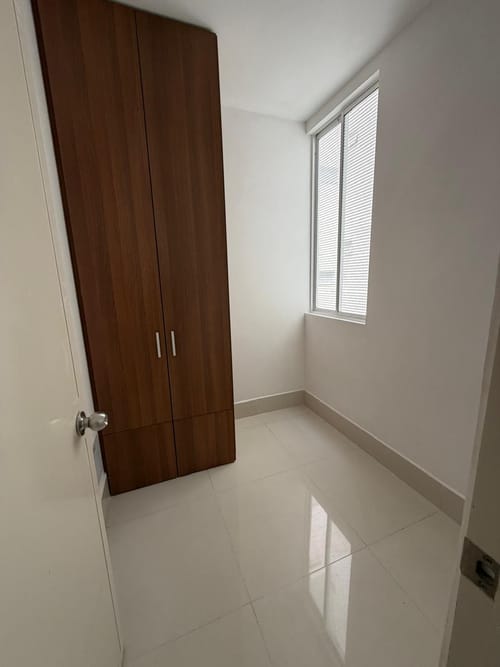 Apartamento de 3 alcobas en arriendo en Normandia, Cali, 220 m² · foto 3 de 24