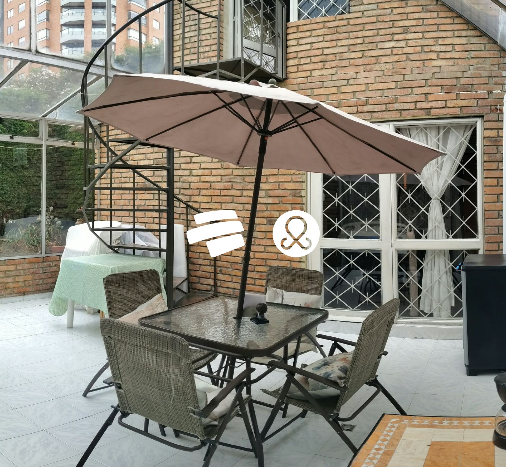 Casa en venta en Lagos De Cordoba, Bogotá · foto 2 de 15