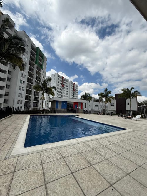 Apartamento de 2 alcobas en venta en Cr. Tacuara, Dosquebradas, 54 m² · foto 10 de 20