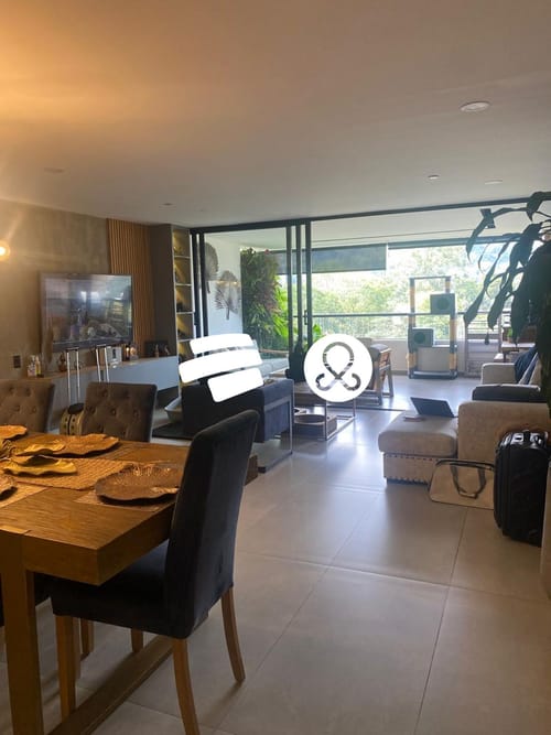 Apartamento de 3 alcobas en venta en Escobero, Envigado, 175 m² · foto 2 de 17