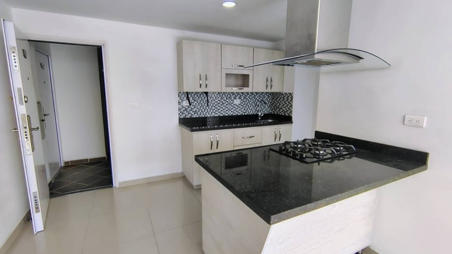 Apartamento de 2 alcobas en arriendo en Belén Los Alpes, Medellín, 51 m² · foto 5 de 24