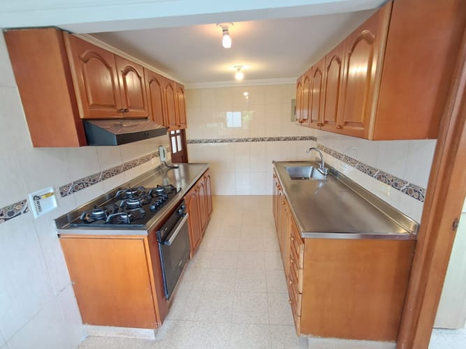 Apartamento de 3 alcobas en arriendo en Santa María De Los Ángeles, Medellín, 137 m² · foto 6 de 24