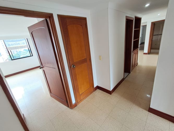 Apartamento de 3 alcobas en arriendo en Santa María De Los Ángeles, Medellín, 137 m² · foto 15 de 24