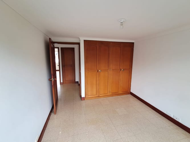 Apartamento de 3 alcobas en arriendo en Santa María De Los Ángeles, Medellín, 137 m² · foto 16 de 24