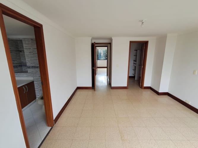 Apartamento de 3 alcobas en arriendo en Santa María De Los Ángeles, Medellín, 137 m² · foto 20 de 24