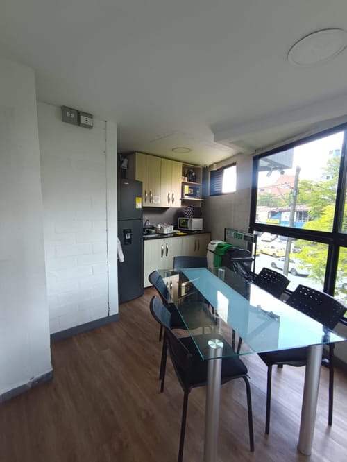 Oficina en arriendo en Conquistadores, Medellín, 110 m² · foto 6 de 10