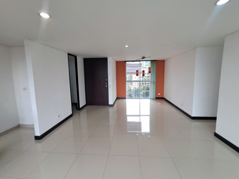 Apartamento en Arriendo en El Poblado, Medellín