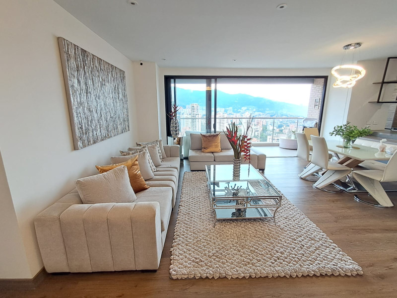 Apartamento en Arriendo en El Poblado, Medellín