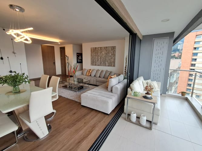Apartamento de 3 alcobas en arriendo en El Castillo, Medellín, 138 m² · foto 4 de 24