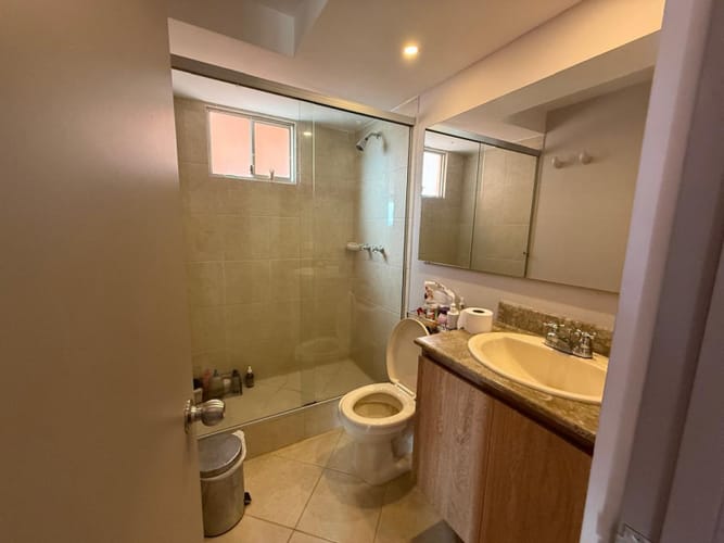 Apartamento de 3 alcobas en arriendo en Lalinde, Medellín, 103 m² · foto 6 de 12
