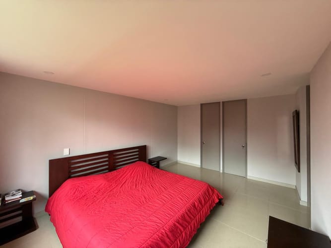 Apartamento de 3 alcobas en arriendo en Lalinde, Medellín, 103 m² · foto 7 de 12