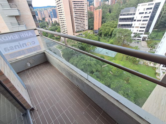 Apartamento de 2 alcobas en arriendo en Los Balsos, Medellín, 84 m² · foto 14 de 16