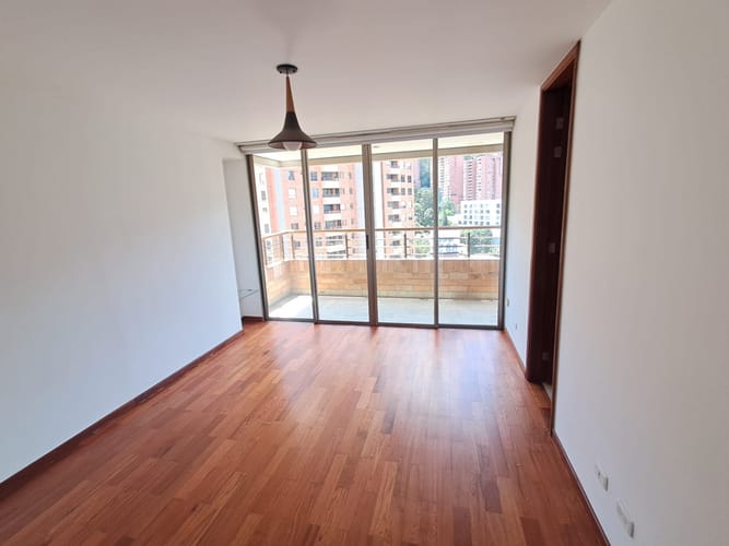 Apartamento de 3 alcobas en arriendo en El Tesoro, Medellín, 173 m² · foto 14 de 24