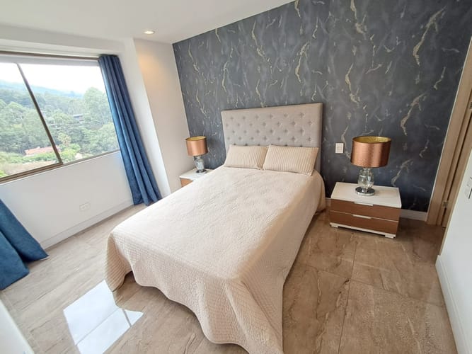 Apartamento de 2 alcobas en arriendo en El Tesoro, Medellín, 130 m² · foto 19 de 24