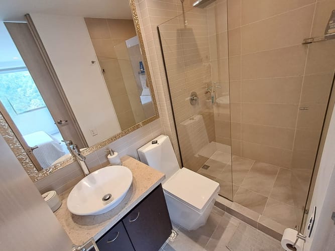 Apartamento de 2 alcobas en arriendo en El Tesoro, Medellín, 130 m² · foto 21 de 24