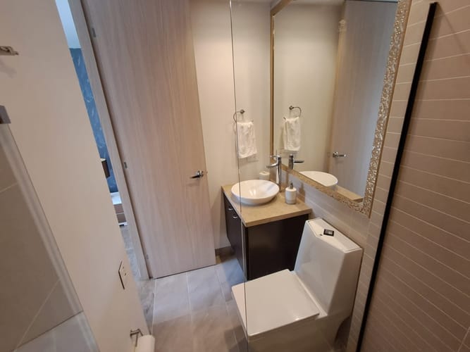 Apartamento de 2 alcobas en arriendo en El Tesoro, Medellín, 130 m² · foto 24 de 24