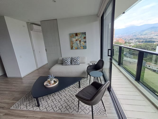 Apartamento de 1 alcoba en arriendo en La Aguacatala, Medellín, 65 m² · foto 6 de 24