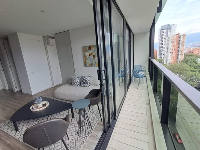 Apartamento de 1 alcoba en arriendo en La Aguacatala, Medellín, 65 m² · foto 10 de 24