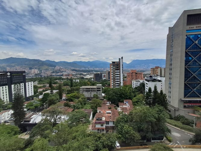 Apartamento de 1 alcoba en arriendo en La Aguacatala, Medellín, 65 m² · foto 12 de 24