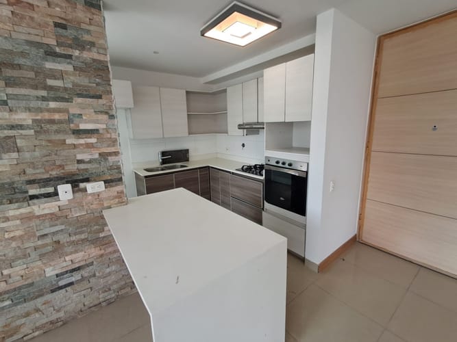 Apartamento de 3 alcobas en arriendo en Santa María De Los Ángeles, Medellín, 116 m² · foto 3 de 19