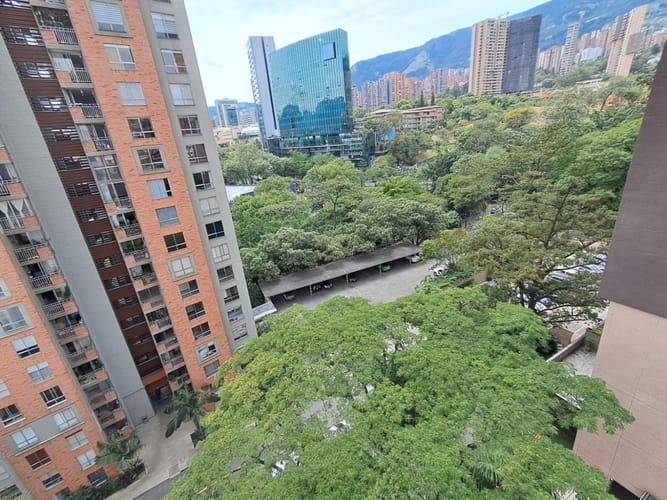 Apartamento de 3 alcobas en arriendo en Santa María De Los Ángeles, Medellín, 116 m² · foto 7 de 19