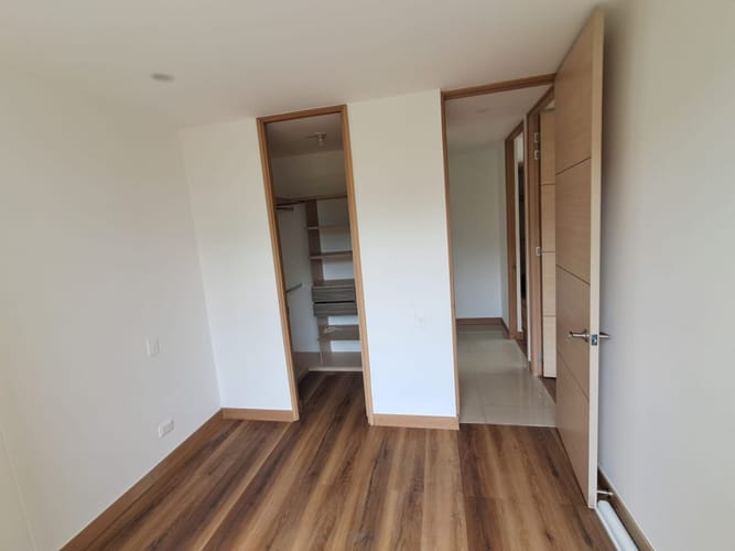 Apartamento de 3 alcobas en arriendo en Santa María De Los Ángeles, Medellín, 116 m² · foto 10 de 19
