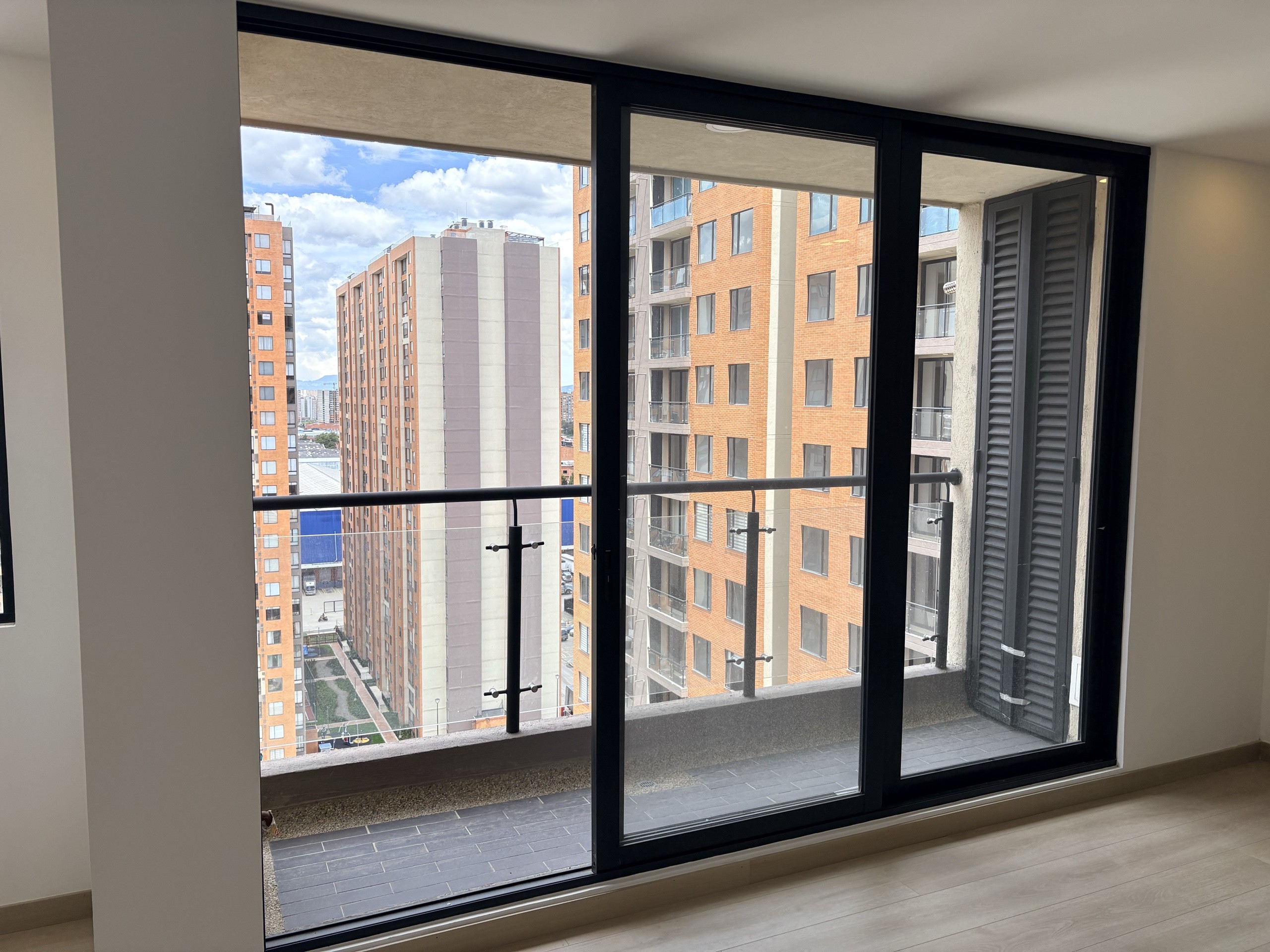 Apartamento en arriendo en Montevideo, Bogotá · foto 4 de 20