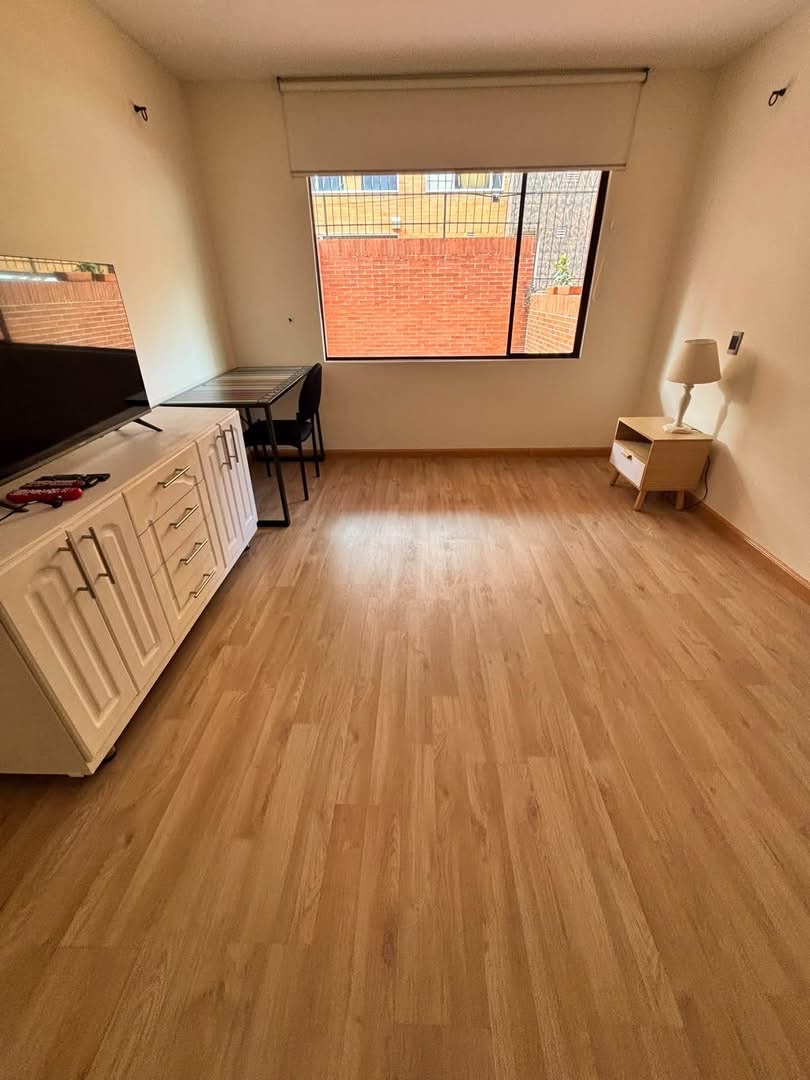 Apartamento en arriendo en Santa Barbara, Bogotá · foto 6 de 9