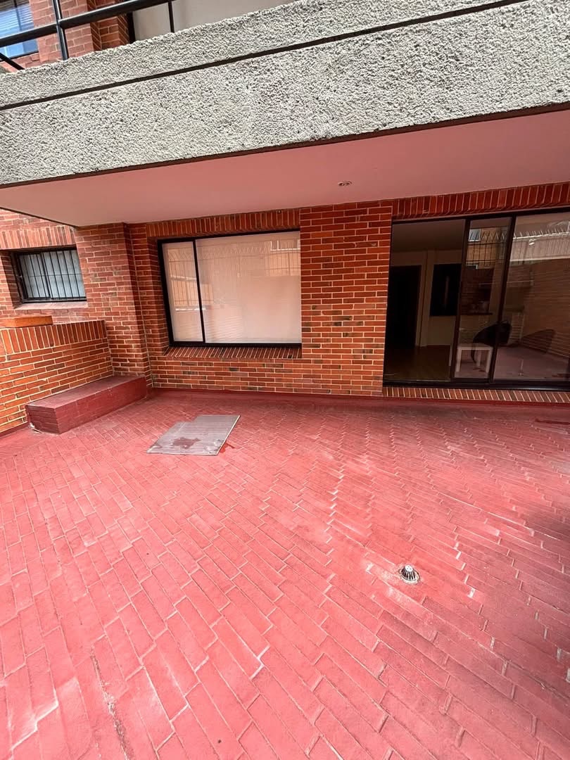 Apartamento en arriendo en Santa Barbara, Bogotá · foto 2 de 9