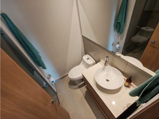 Apartamento de 2 alcobas en arriendo en Centro Internacional, Bogotá, 77 m² · foto 8 de 24