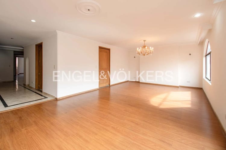 Apartamento en venta en Bella Suiza, Bogotá · foto 3 de 24