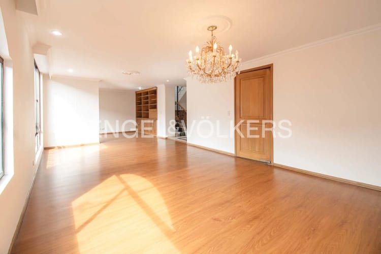 Apartamento en venta en Bella Suiza, Bogotá · foto 2 de 24