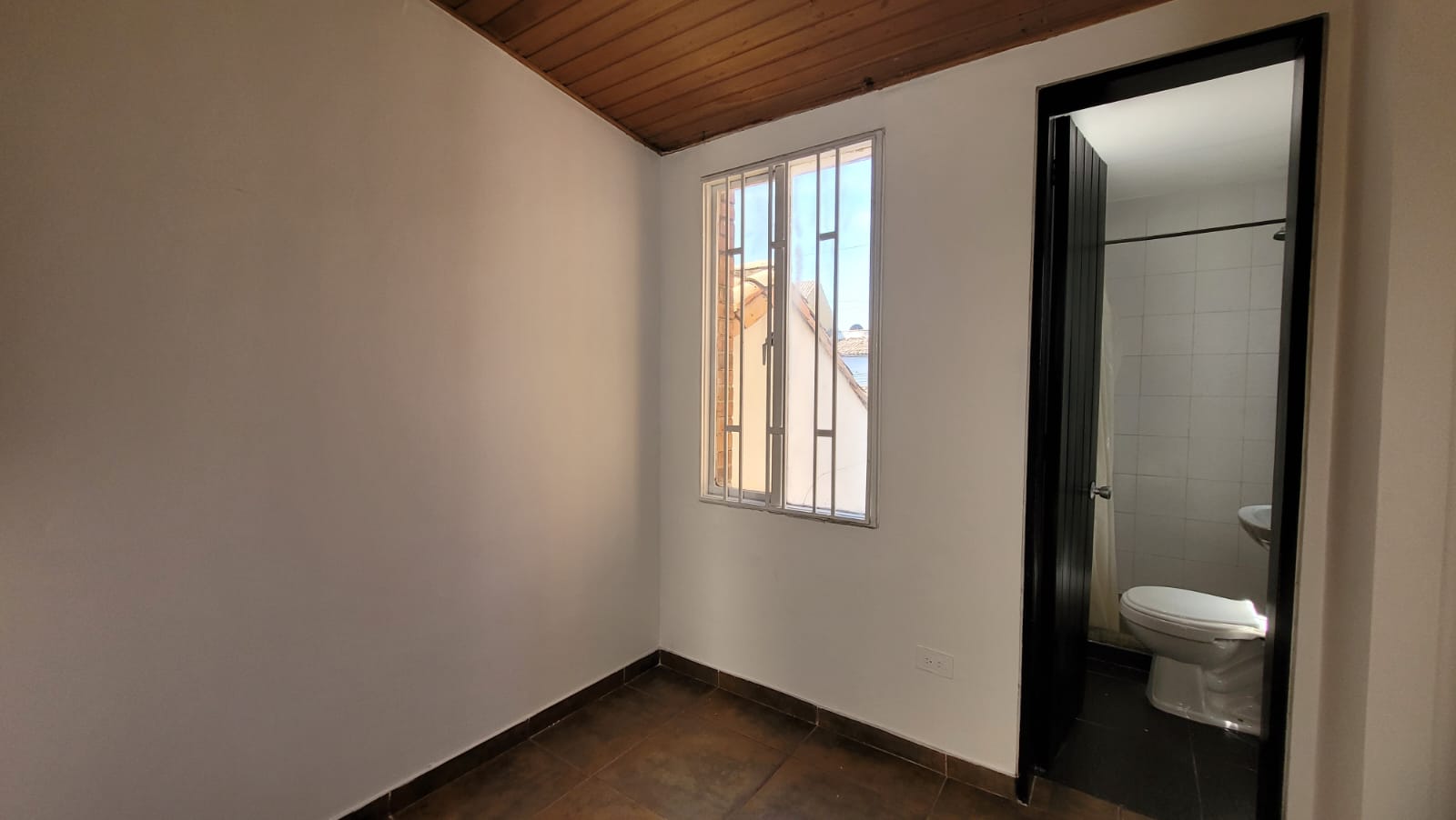 Casa en arriendo en Chicó Alto, Bogotá · foto 16 de 24