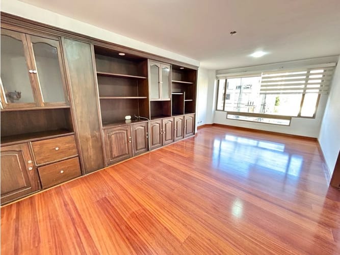 Apartamento de 3 alcobas en venta en Santa Barbara, Bogotá, 230 m² · foto 20 de 21