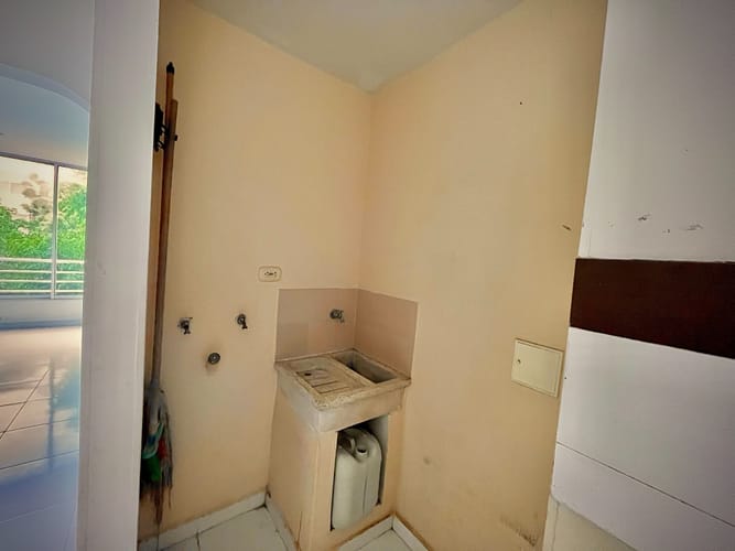 Apartamento de 3 alcobas en venta en Urbanizacion Altos De Mayorca, Santa Marta, 61 m² · foto 3 de 19