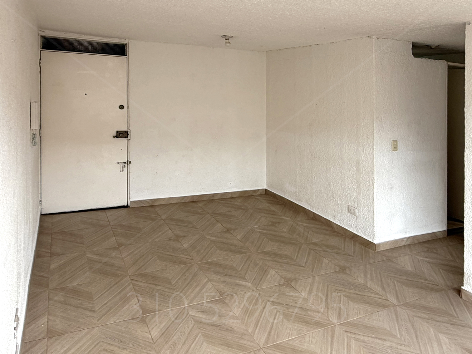 Apartamento en arriendo en Plaza Imperial Centro Comercial, Bogotá · foto 3 de 13