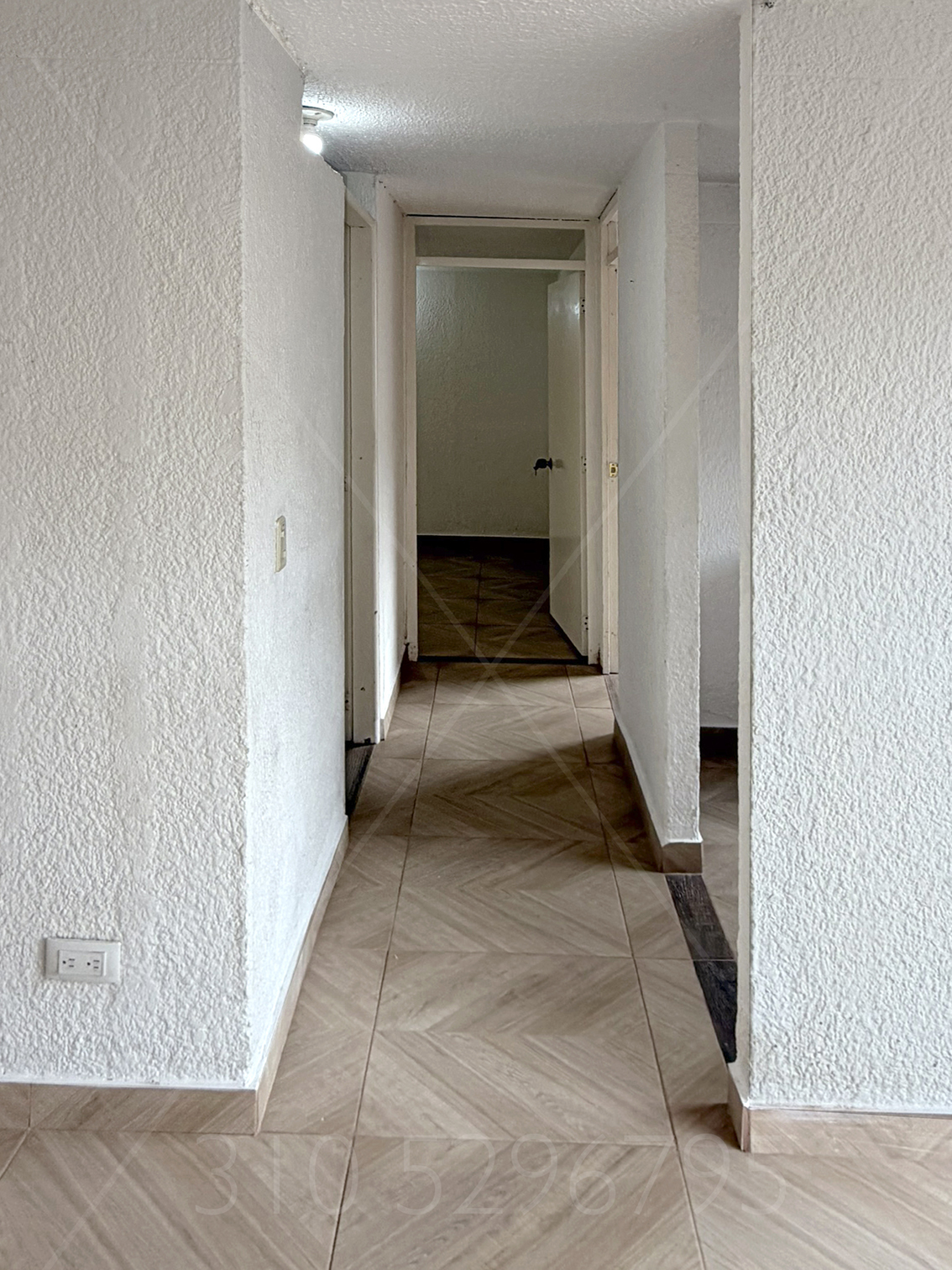 Apartamento en arriendo en Plaza Imperial Centro Comercial, Bogotá · foto 4 de 13