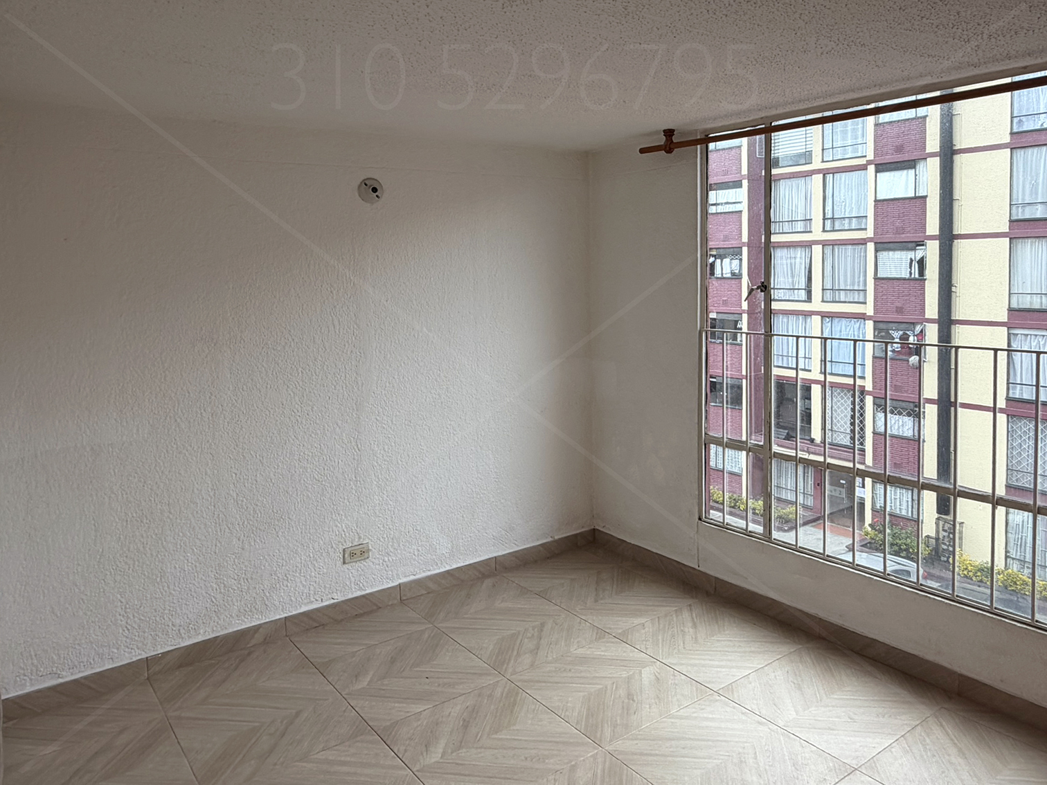 Apartamento en arriendo en Plaza Imperial Centro Comercial, Bogotá · foto 9 de 13