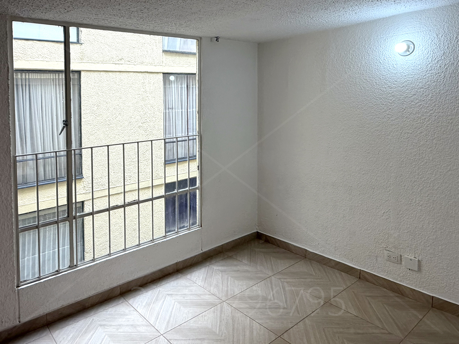 Apartamento en arriendo en Plaza Imperial Centro Comercial, Bogotá · foto 11 de 13