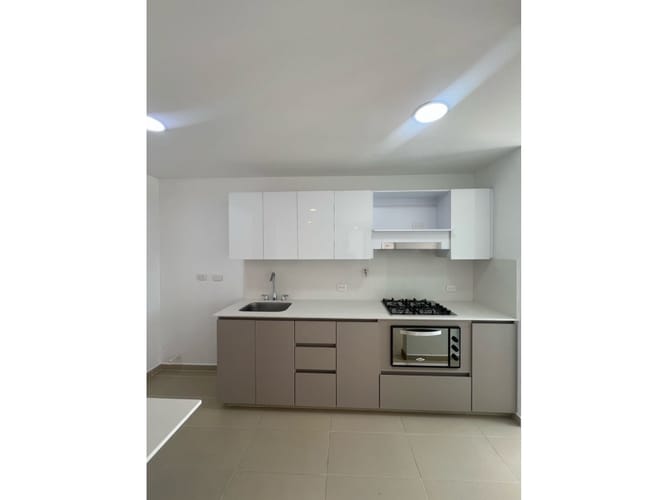 Apartamento de 2 alcobas en arriendo en Mayorca, Sabaneta, 70 m² · foto 2 de 17