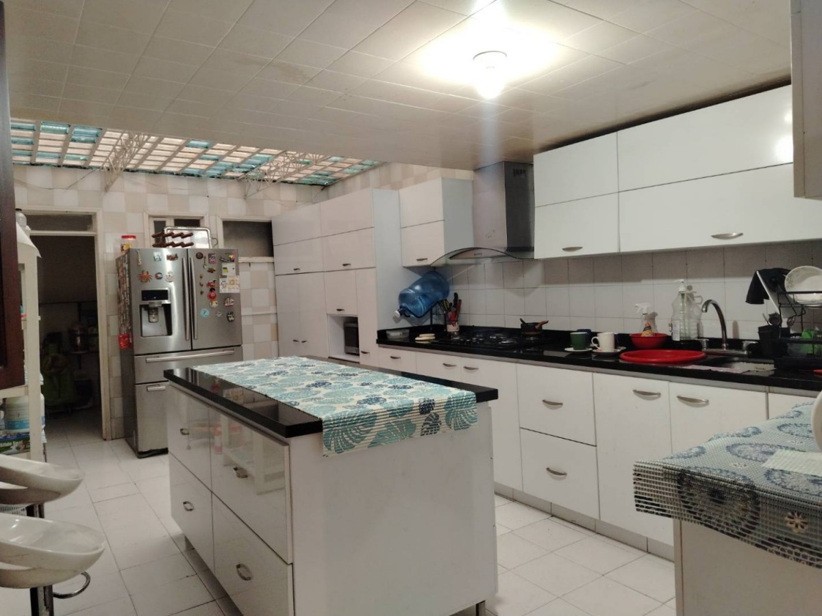 Casa en venta en Cedro Bolivar, Bogotá · foto 8 de 15
