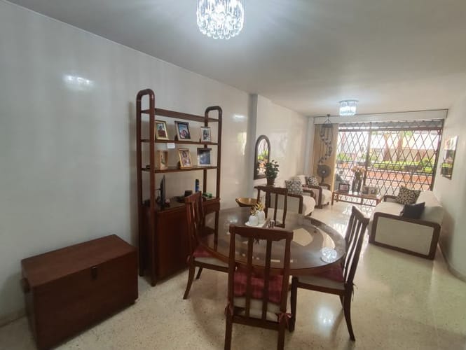 Apartamento de 3 alcobas en venta en Prados Del Norte, Cali, 92 m² · foto 4 de 17