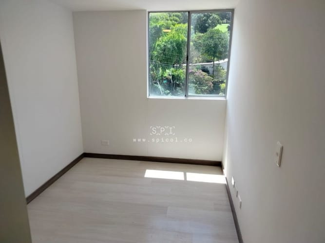 Apartamento de 3 alcobas en arriendo en Camino Verde, Envigado, 70 m² · foto 14 de 16